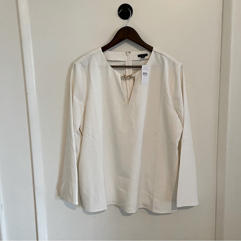 NWT Ann Taylor Blouse Size Large